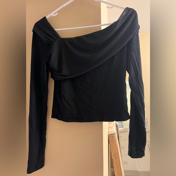 One Shoulder Top - Picture 3 of 4